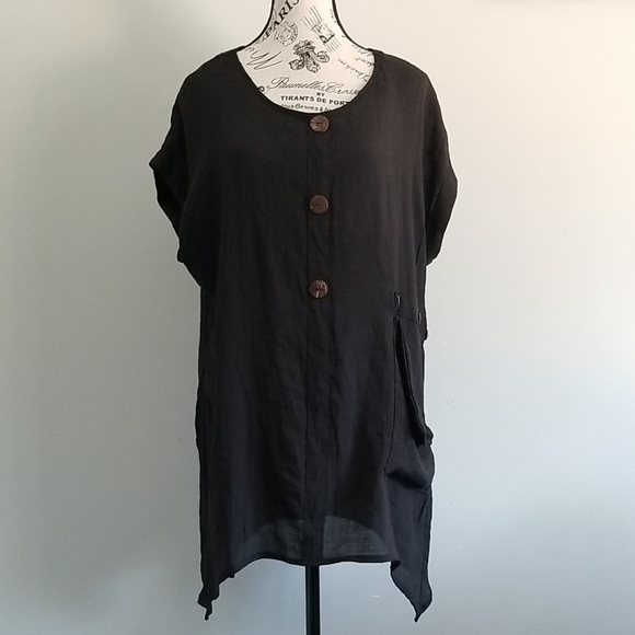 Papa Black Boxy Tunic with Short Sleeves - Picture 1 of 4